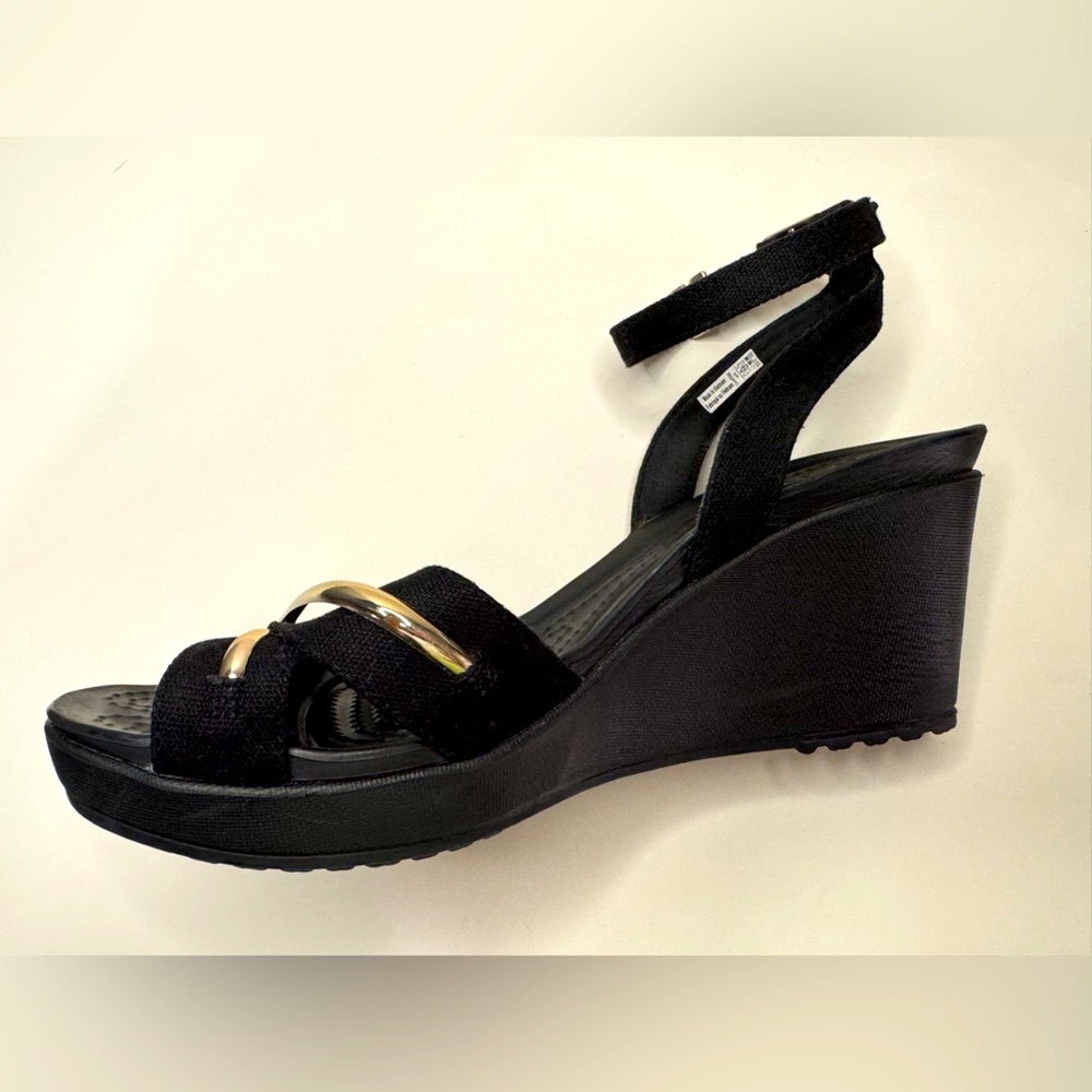 CROCS Elegant Black Sandals with Gold Straps - Picture 6 of 8